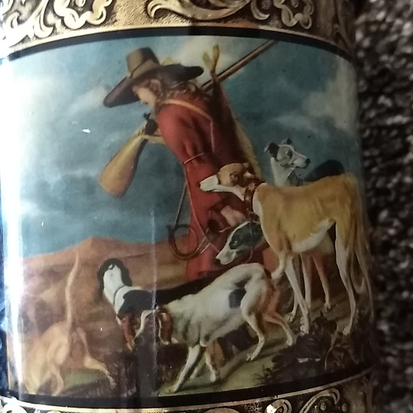 Vintage Candy Tin - Picture 3 of 5